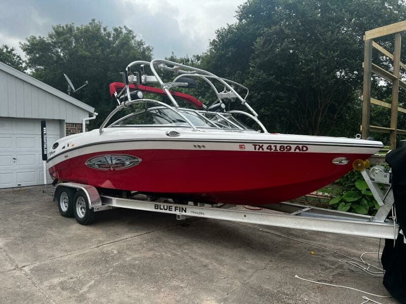 2005 Correct Craft Air Nautique 226