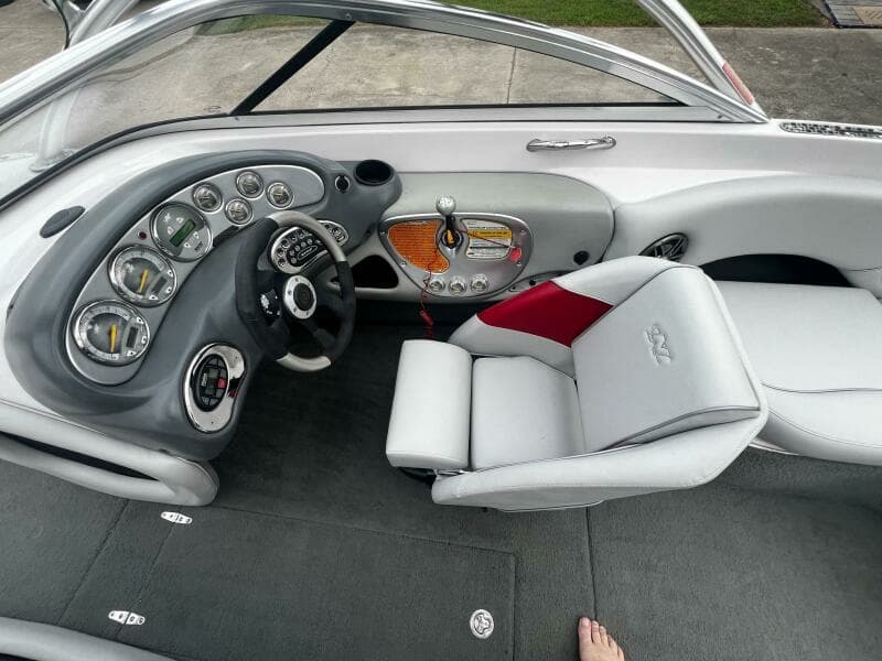 2005 Correct Craft Air Nautique 226