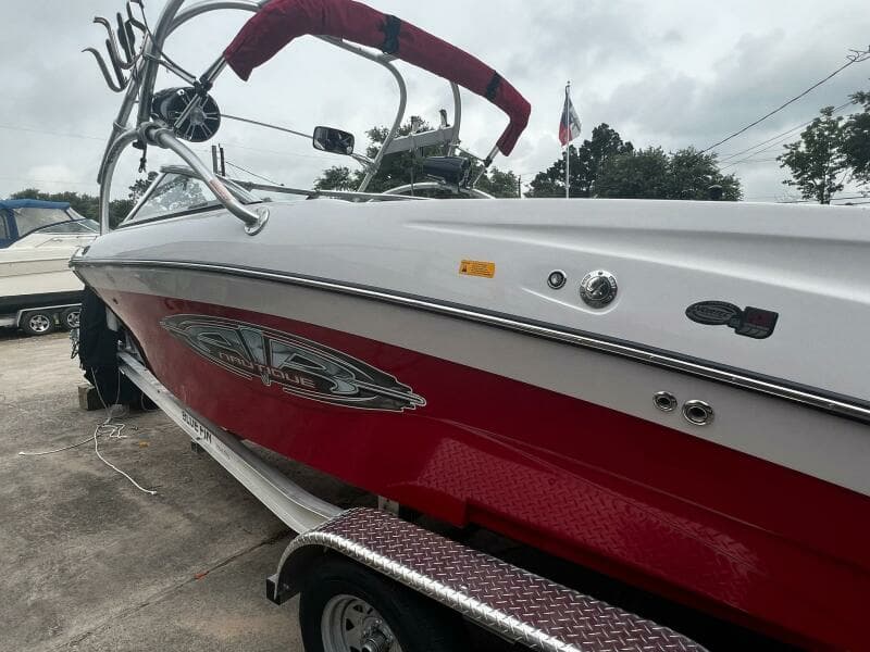 2005 Correct Craft Air Nautique 226