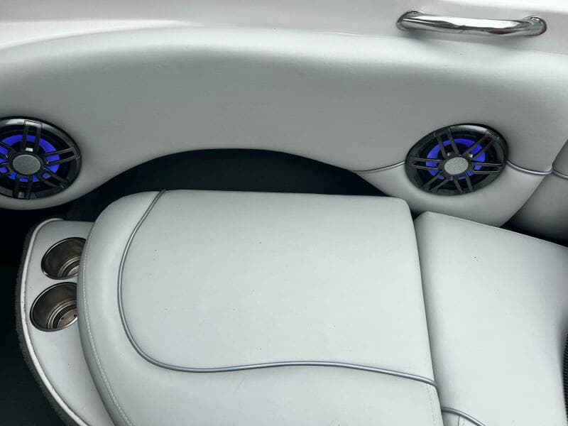 2005 Correct Craft Air Nautique 226