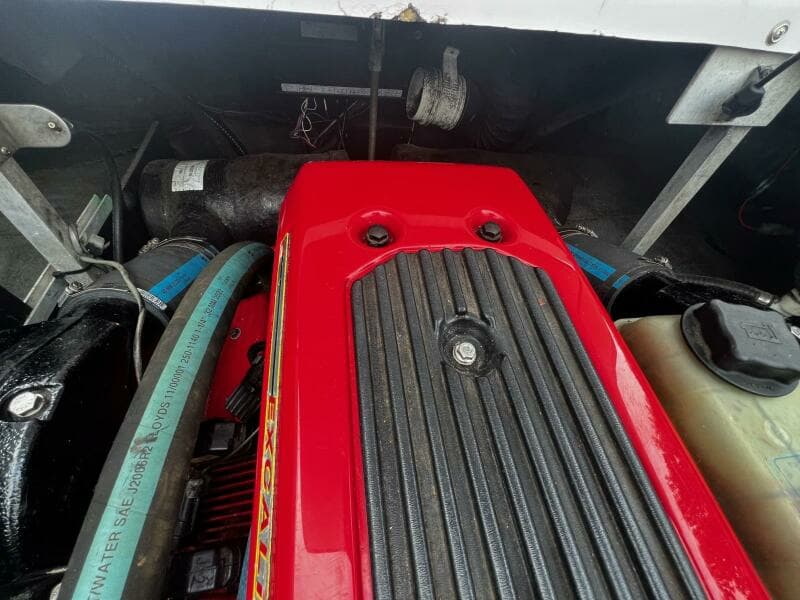 2005 Correct Craft Air Nautique 226