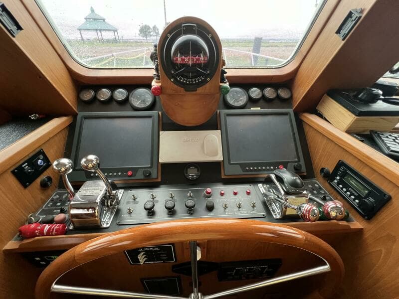 2002 DeFever Raised Pilothouse