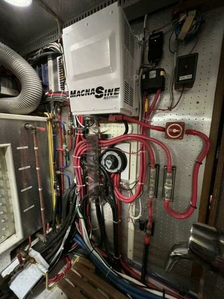 2002 DeFever Raised Pilothouse