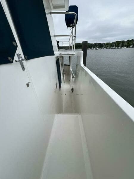 2002 DeFever Raised Pilothouse