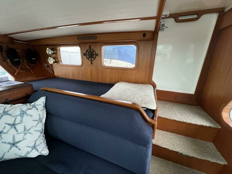 2002 DeFever Raised Pilothouse