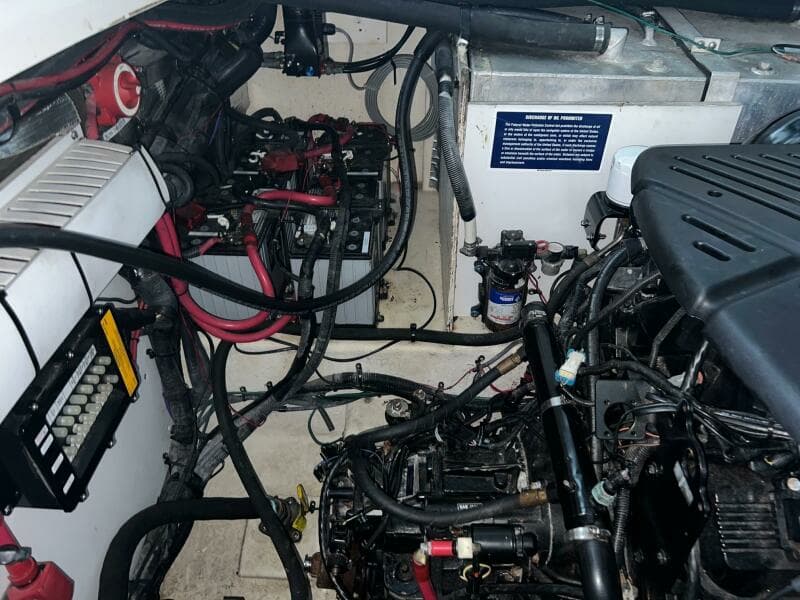 2008 Sea Ray 330 Sundancer