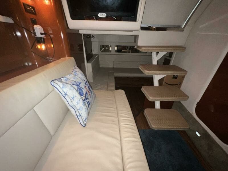 2008 Sea Ray 330 Sundancer