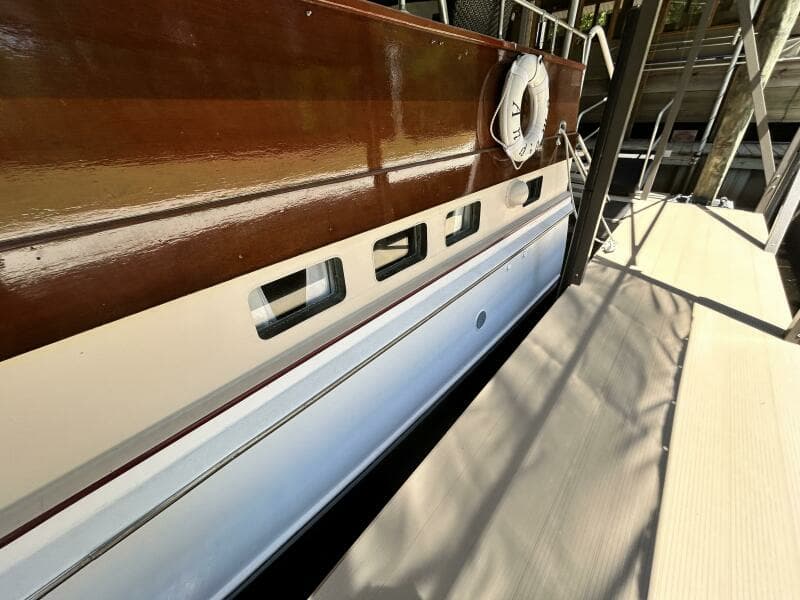 1962 Matthews 42 Double Cabin