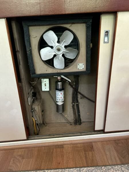 1962 Matthews 42 Double Cabin