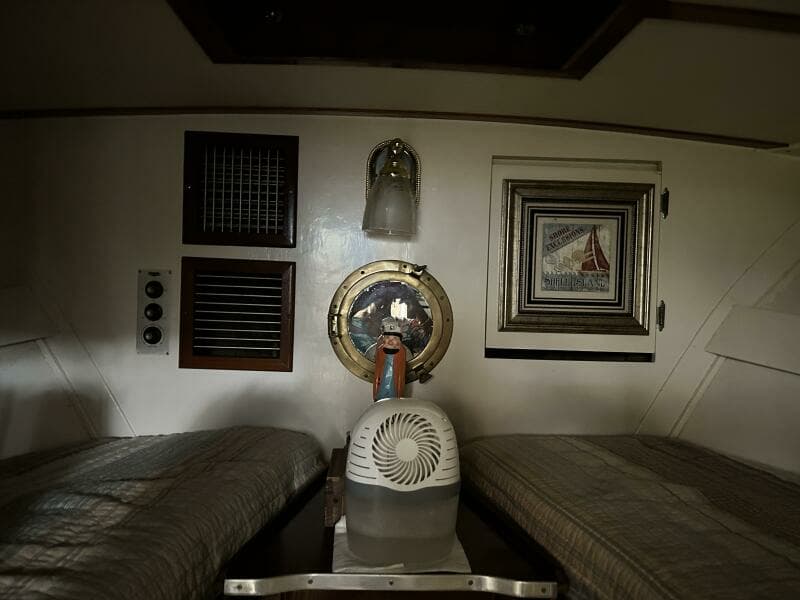 1962 Matthews 42 Double Cabin