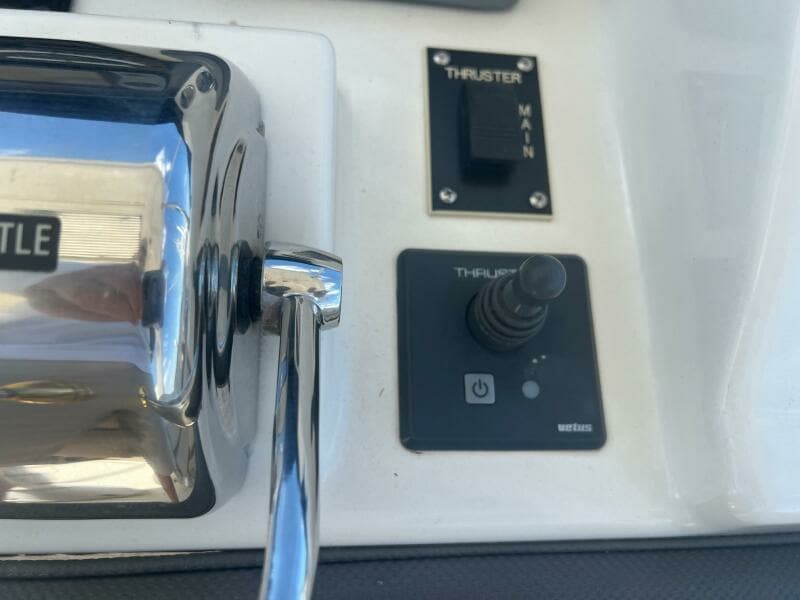 2007 Sea Ray Sedan Bridge