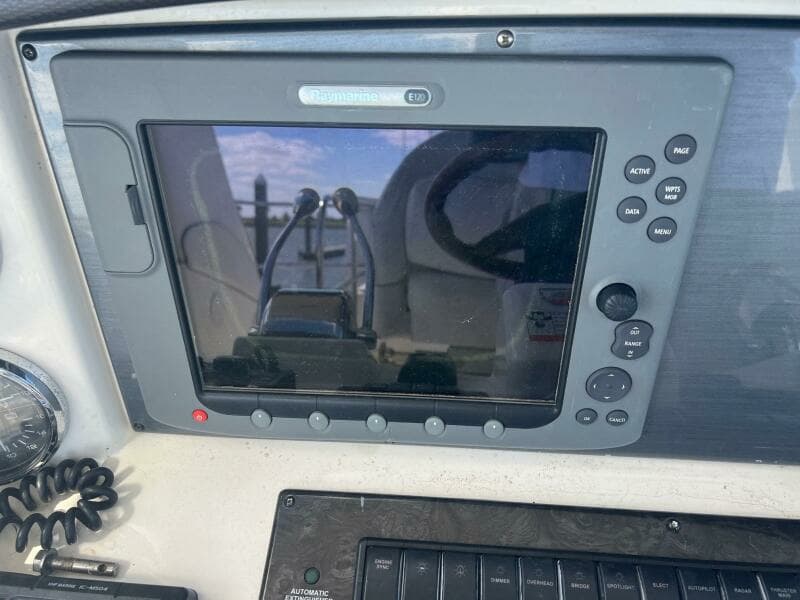 2007 Sea Ray Sedan Bridge