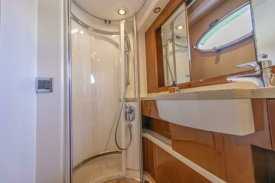2008 Princess 58 Flybridge