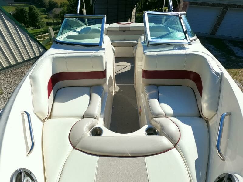 2008 Bryant 210 Bowrider