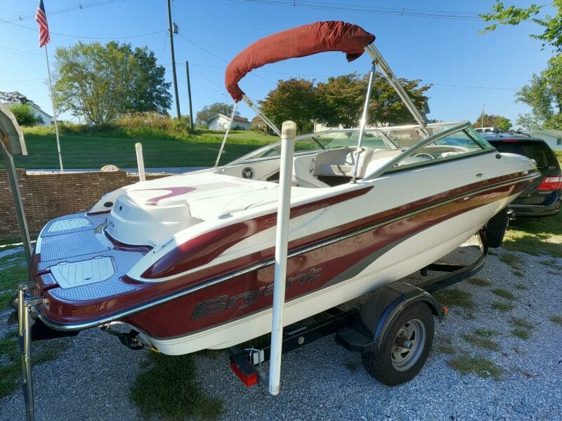 2008 Bryant 210 Bowrider