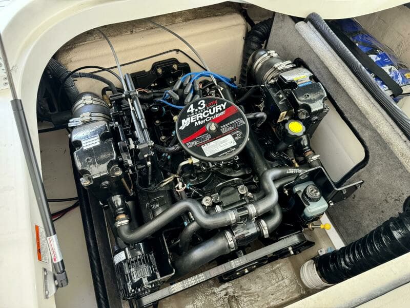 2008 Bryant 210 Bowrider