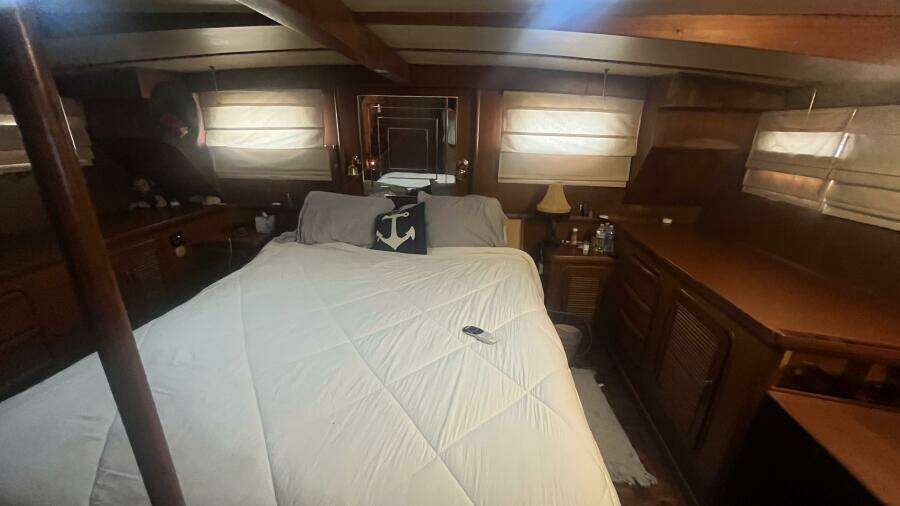 1986 Marine Trader Med Yacht 62 Yachtfish