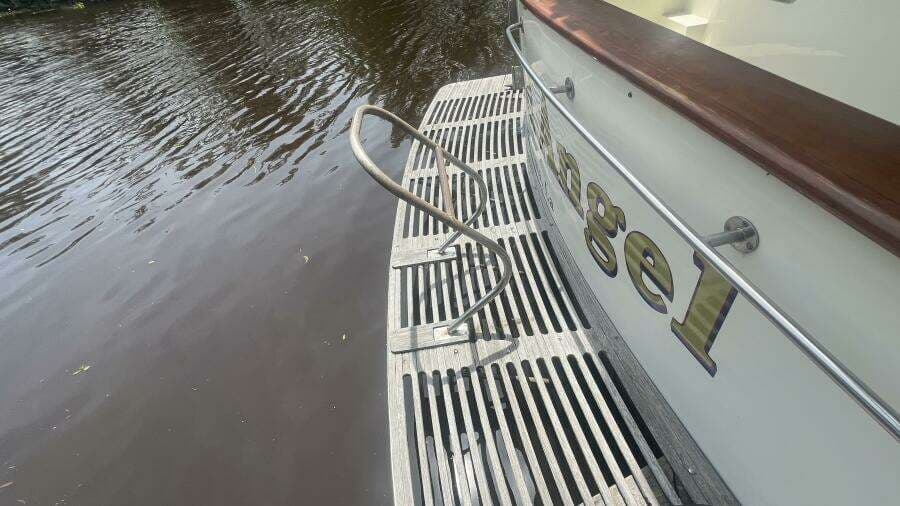 1986 Marine Trader Med Yacht 62 Yachtfish