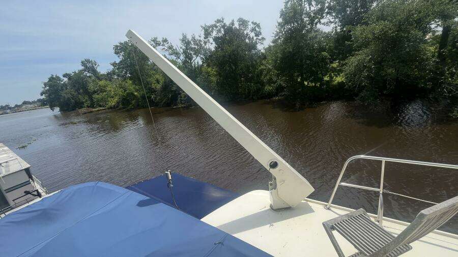 1986 Marine Trader Med Yacht 62 Yachtfish