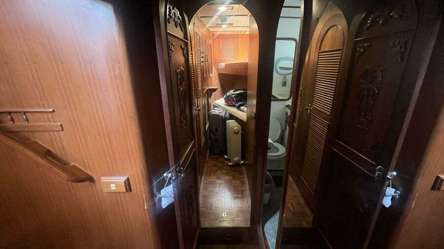 1986 Marine Trader Med Yacht 62 Yachtfish