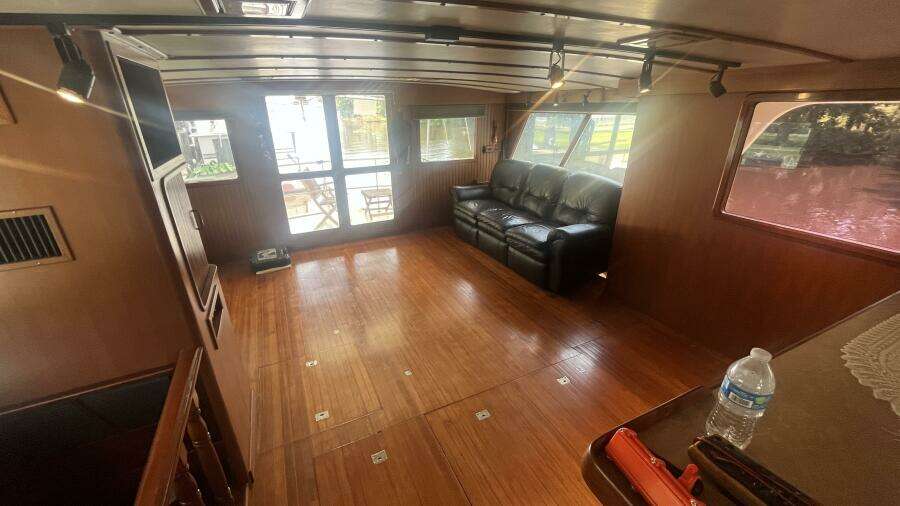 1986 Marine Trader Med Yacht 62 Yachtfish