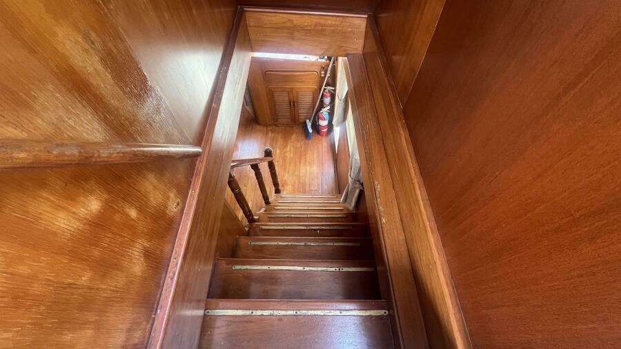 1986 Marine Trader Med Yacht 62 Yachtfish