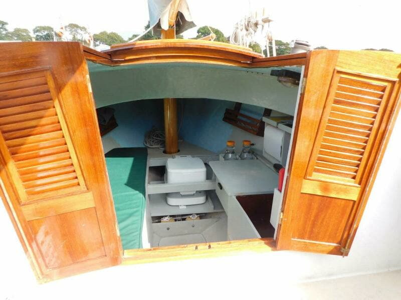 Senility Companionway & Cabin