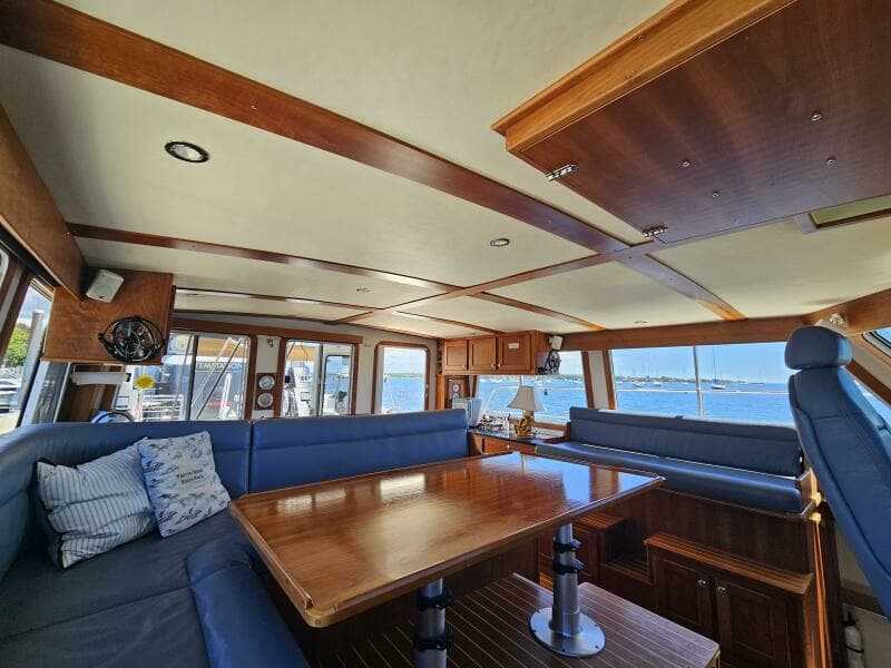 2012 Maine Cat Power Cat 47