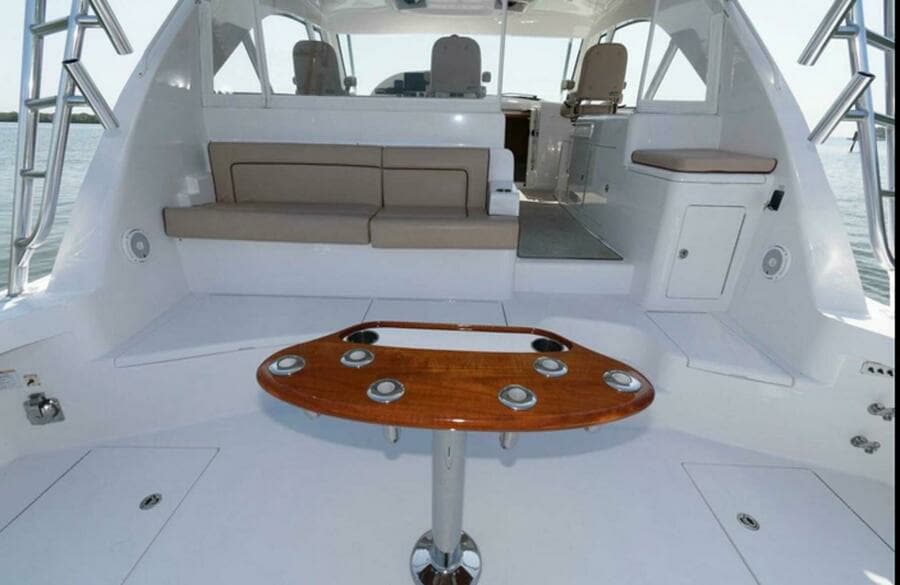 2015 Hatteras Express Sportfish