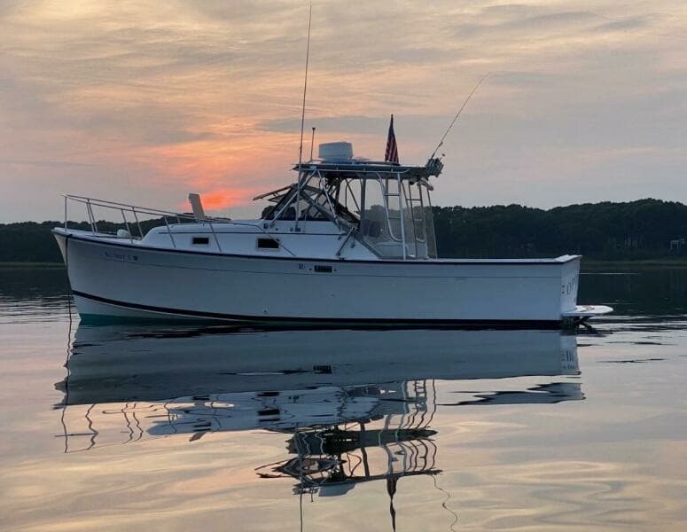1986 Luhrs Alura 30
