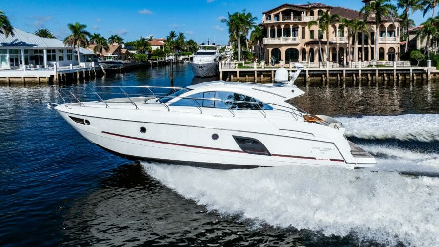2016 Beneteau Gran Turismo 49