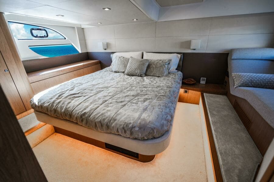 2016 Beneteau Gran Turismo 49