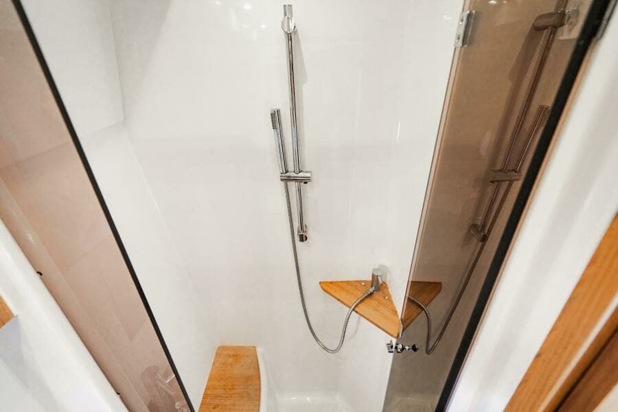 2016 Beneteau Gran Turismo 49