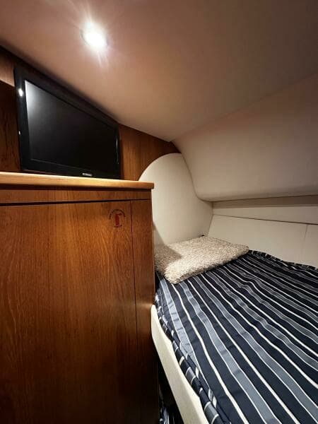 2011 Tiara Yachts 4300 Open