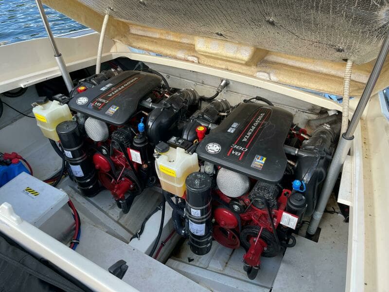 2015 Chris-Craft Launch 32RJ