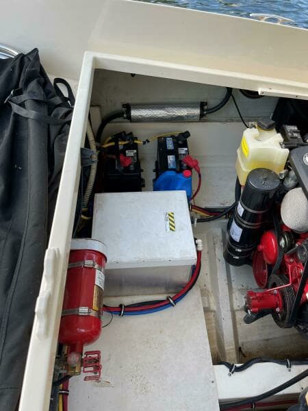 2015 Chris-Craft Launch 32RJ