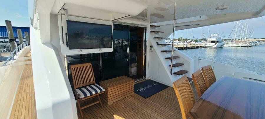 2022 Viking 75 Motor Yacht