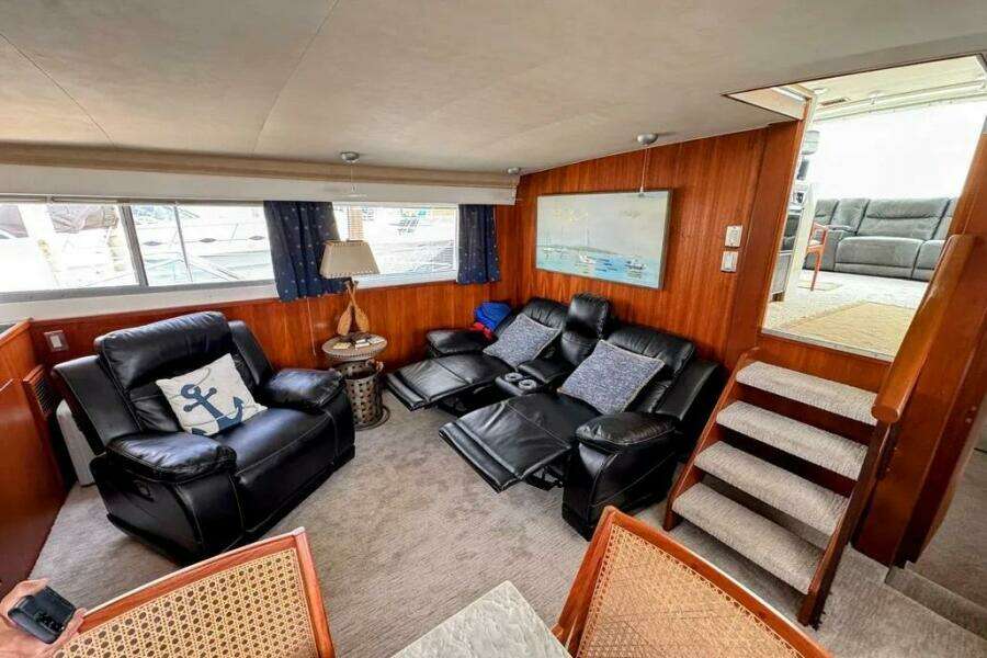 1986 Bertram 58 Flybridge Motor Yacht