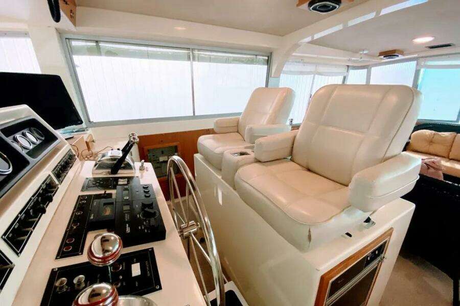 1986 Bertram 58 Flybridge Motor Yacht