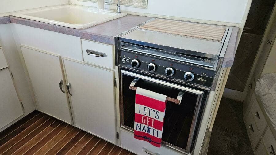 1971 Chris-Craft 47 Commander