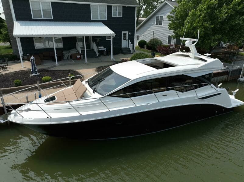 2017 Sea Ray 460 Sundancer