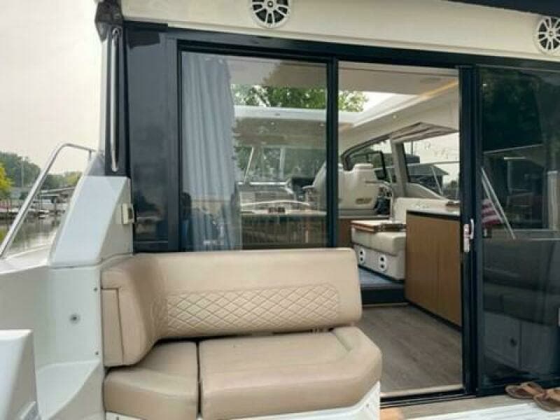 2017 Sea Ray 460 Sundancer