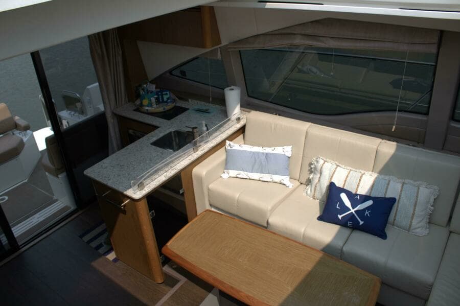 2017 Sea Ray 460 Sundancer