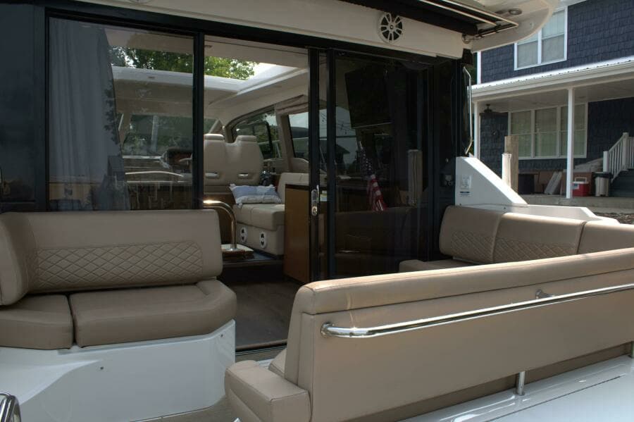 2017 Sea Ray 460 Sundancer