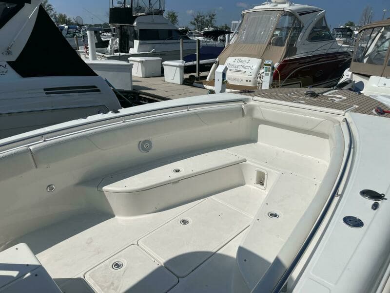 2009 Triton 351 Center Console
