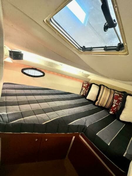 1988 Tiara Sport 310 Sport Cruiser