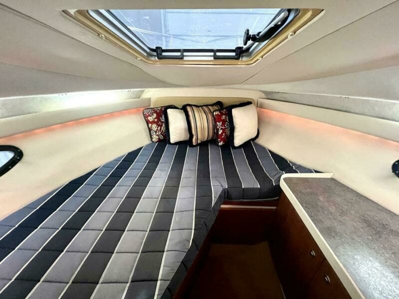 1988 Tiara Sport 310 Sport Cruiser