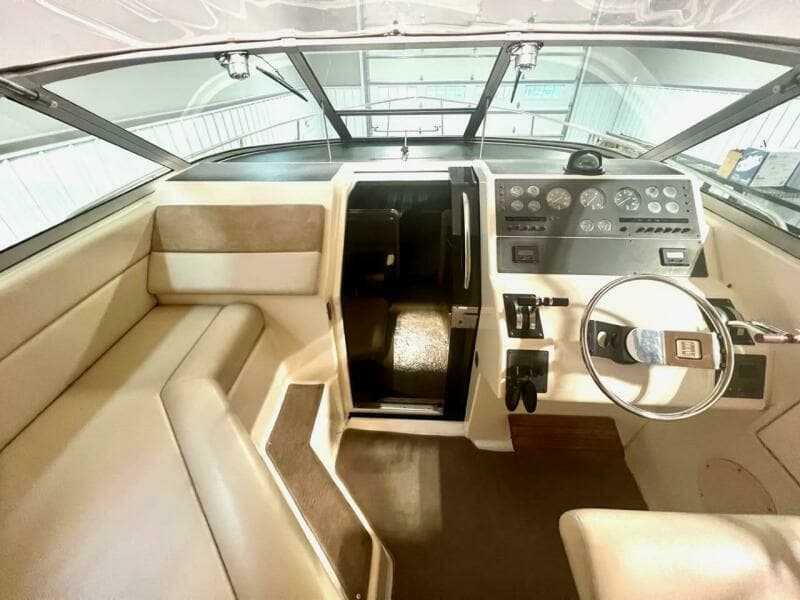 1988 Tiara Sport 310 Sport Cruiser