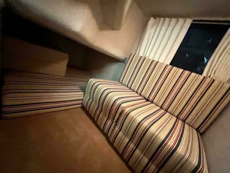 1988 Tiara Sport 310 Sport Cruiser