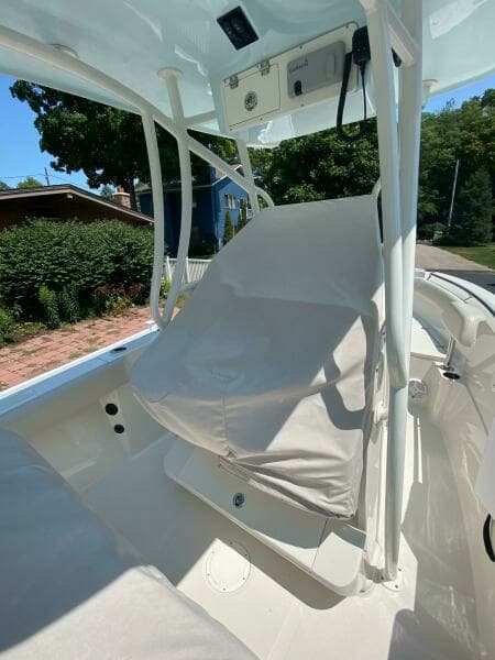 2022 Sailfish 220 Center Console